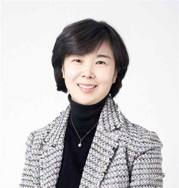 전현정 전문위원