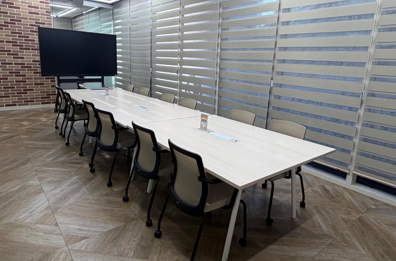 [동탄] 중회의실 (12명 이내)